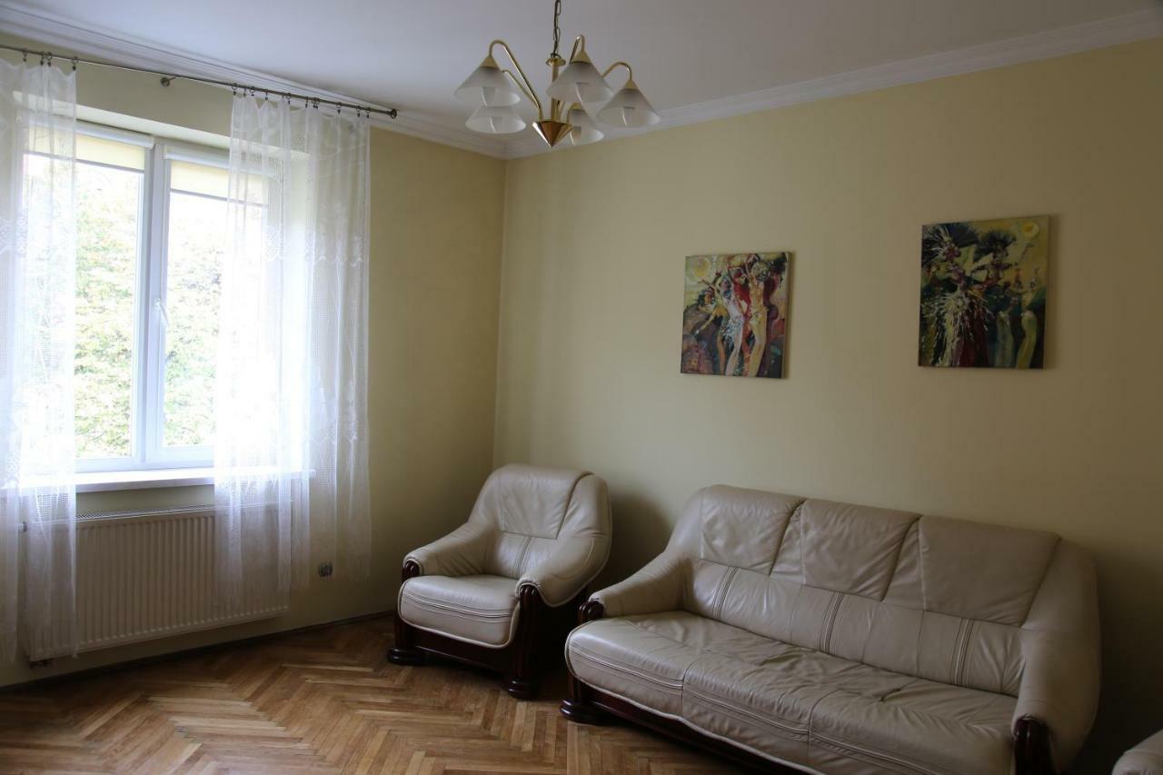 Galllery Lviv Extérieur photo