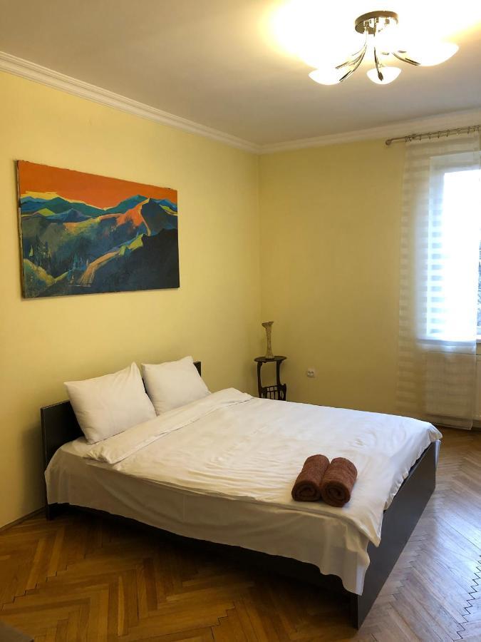 Galllery Lviv Extérieur photo